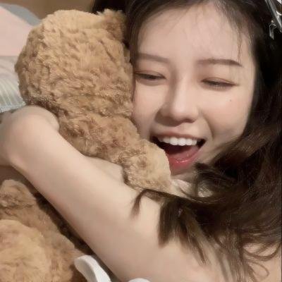 美人无泪